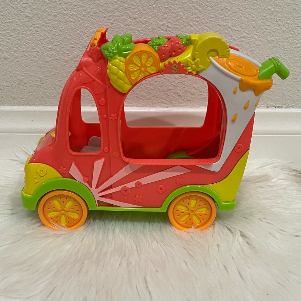Shopkins Shoppies Smoothie Juice Truck Vehicle Retired Fruit Car Pineapple